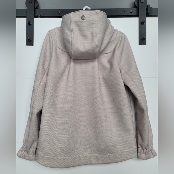 Lululemon Jacket - Picture 3 of 7
